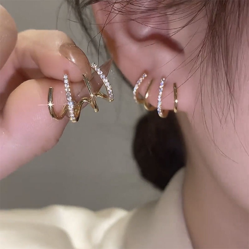 Anting Tusuk Berlian Imitasi Gaya Korea Untuk Wanita titanium anti karat emas perak