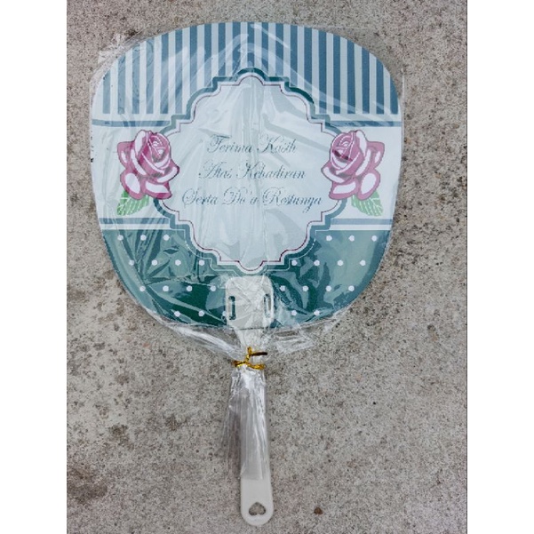 Souvenir kipas wedding kemasan plastik tanpa sablon nama