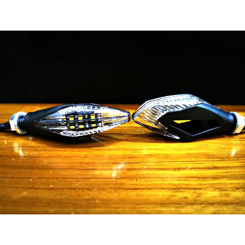 Lampu sen sein running 2 warna motor vario vixion cb150r vario 150 new led universal