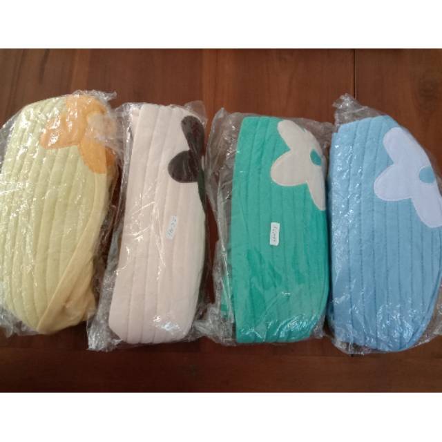 SALE KERUDUNG ANAK VANIA SIZE S WARNA CREAM