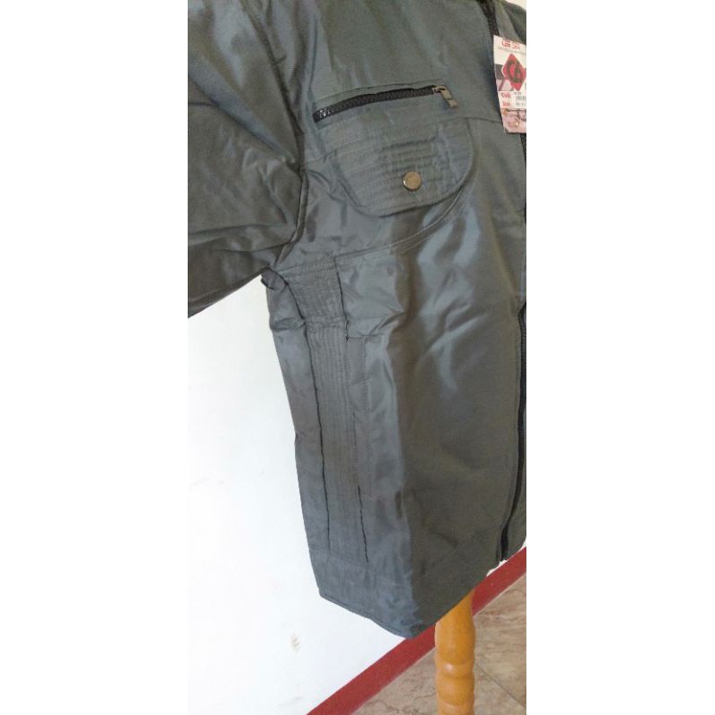 jaket parasut pria waterproof