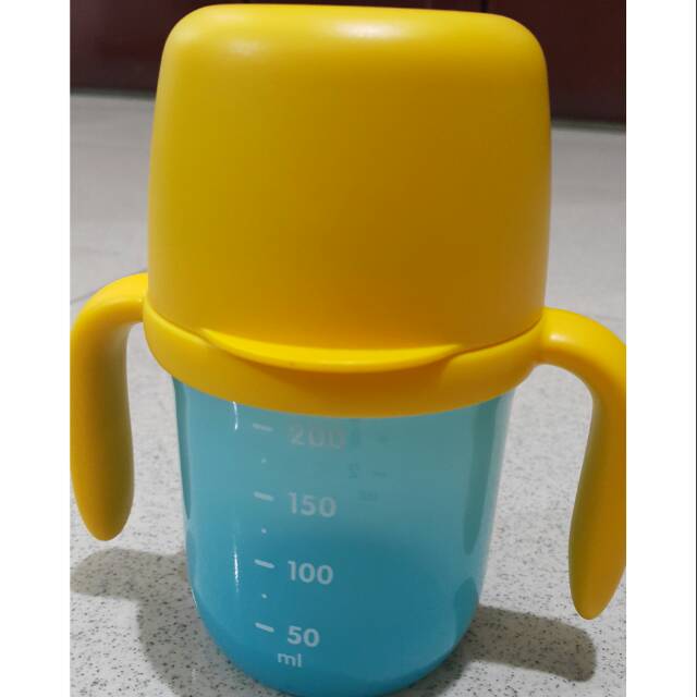 Tupperware Tiwi Todz Sippy Cup (preloved)