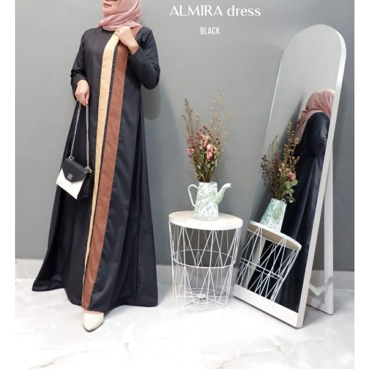 Almira Dress