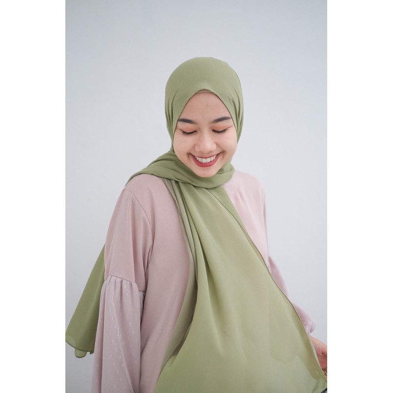 Hprojects - Deejah Shawl (Phasmina Ceruty Armany)