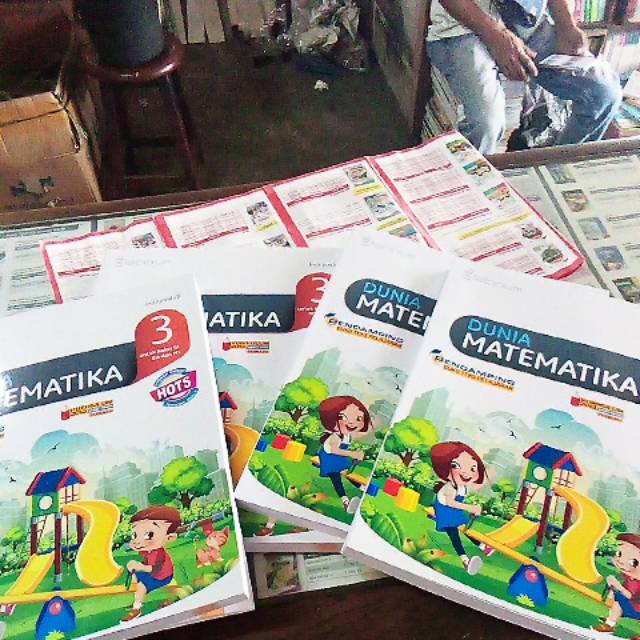 

DUNIA MATEMATIKA KELAS 3 SD