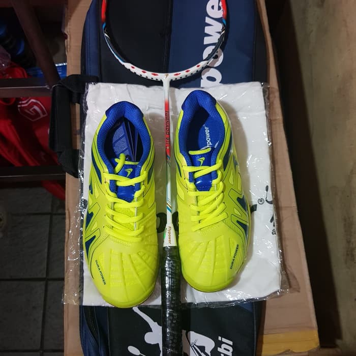 RAKET BADMINTON FLYPOWER TORNADO 911X FREE SEPATU MENDUT 2