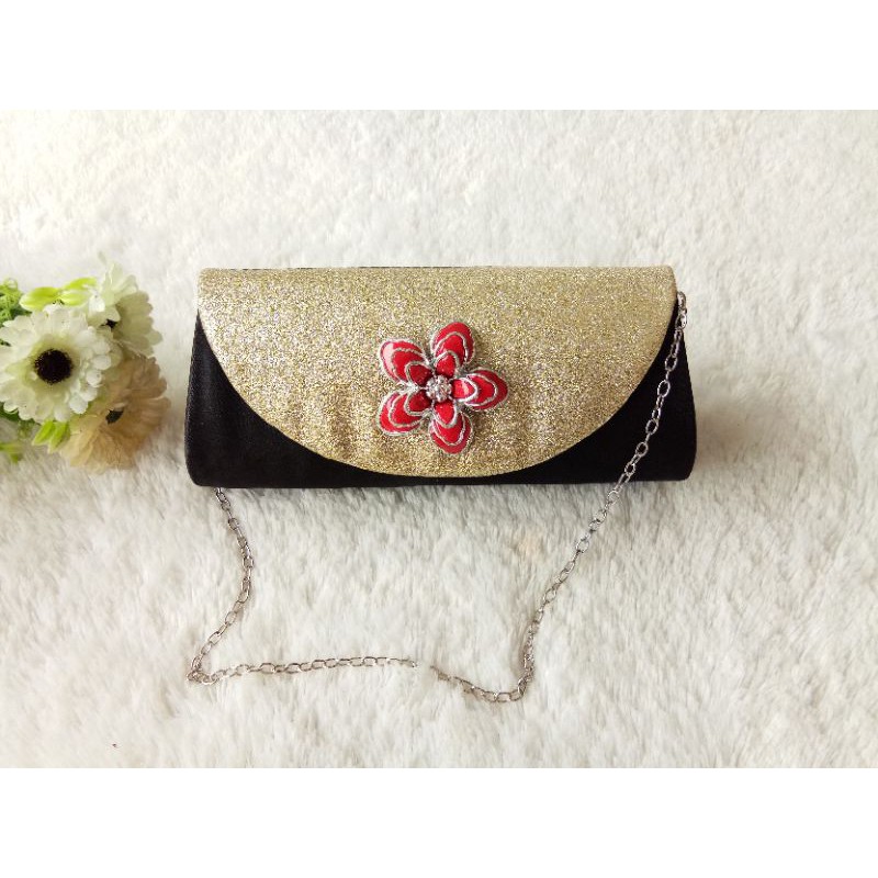 Clutch Satin NAURA Tali Rantai