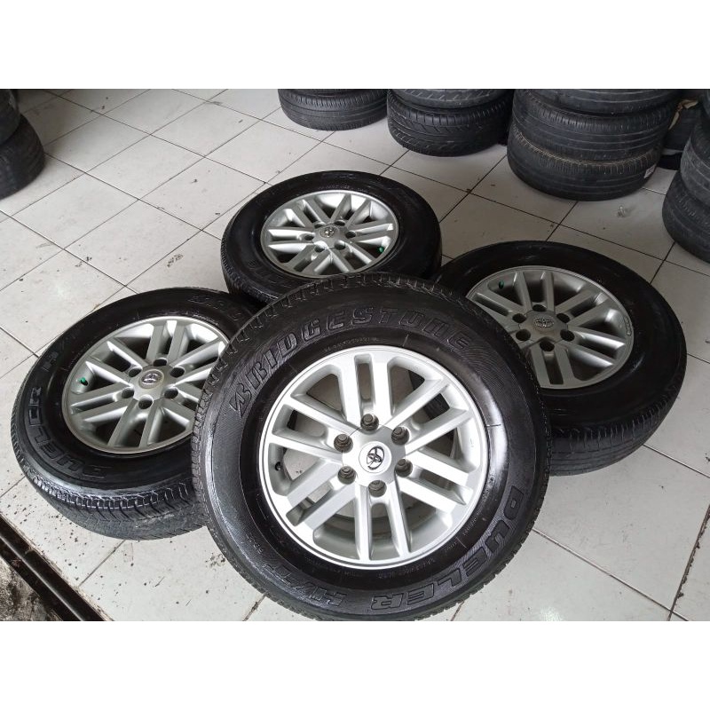 velg mobil bekas oem toyota Fortuner R17 H6x139,7 + Ban Bs 265 65 r17
