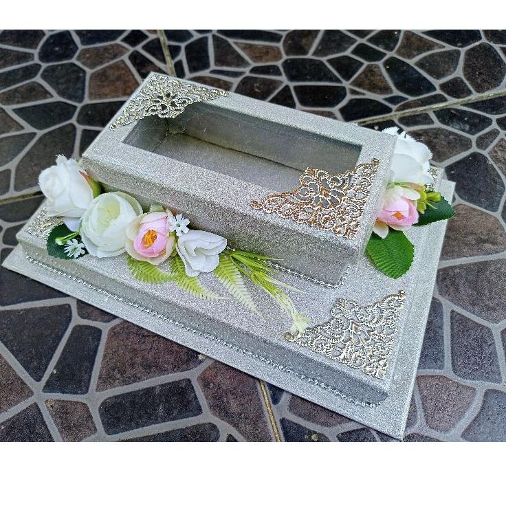 Lagi Tren.. kotak uang mahar seserahan / money box / tempat uang