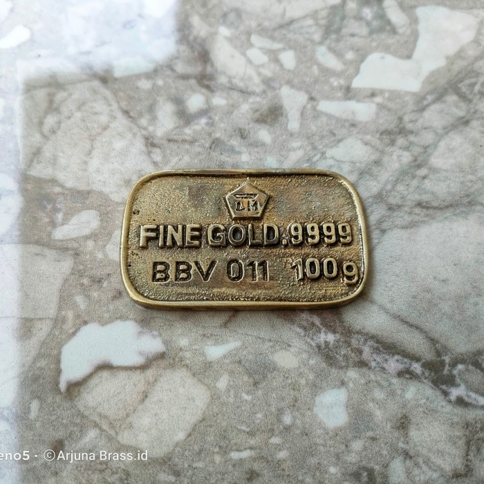 Miniatur Emas Batangan Kuningan 999.9 Logam Mulia 100 gram