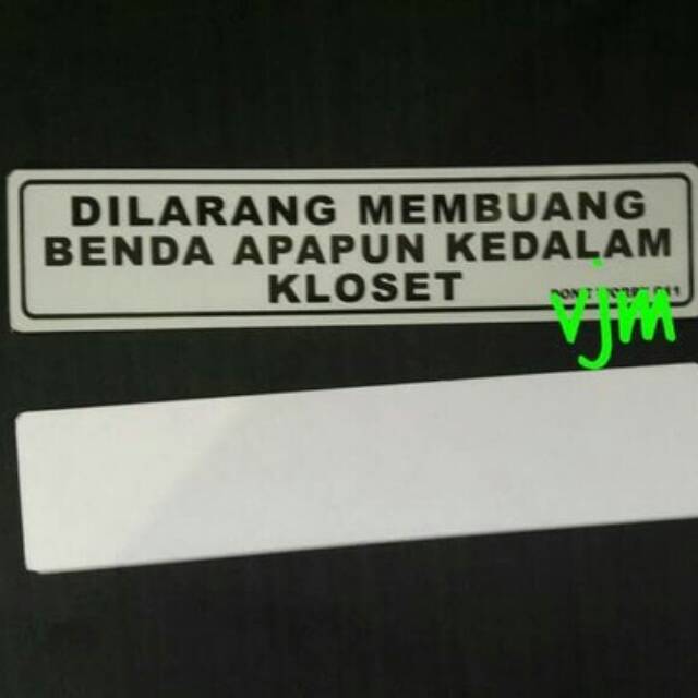 

Sign label acrylic dilarang membuang benda apapun, 19,5x4,5cm