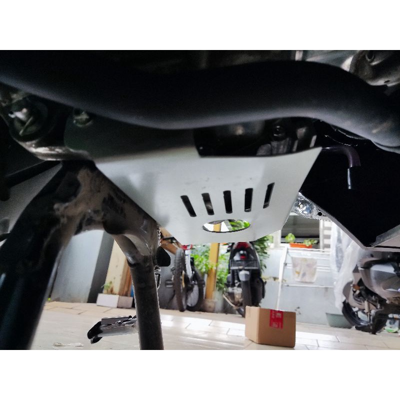 pelindung mesin / cover engine guard honda vario 160