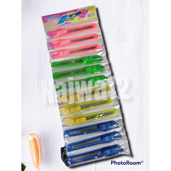 

CUTTER KECIL RENCENG WARNA
