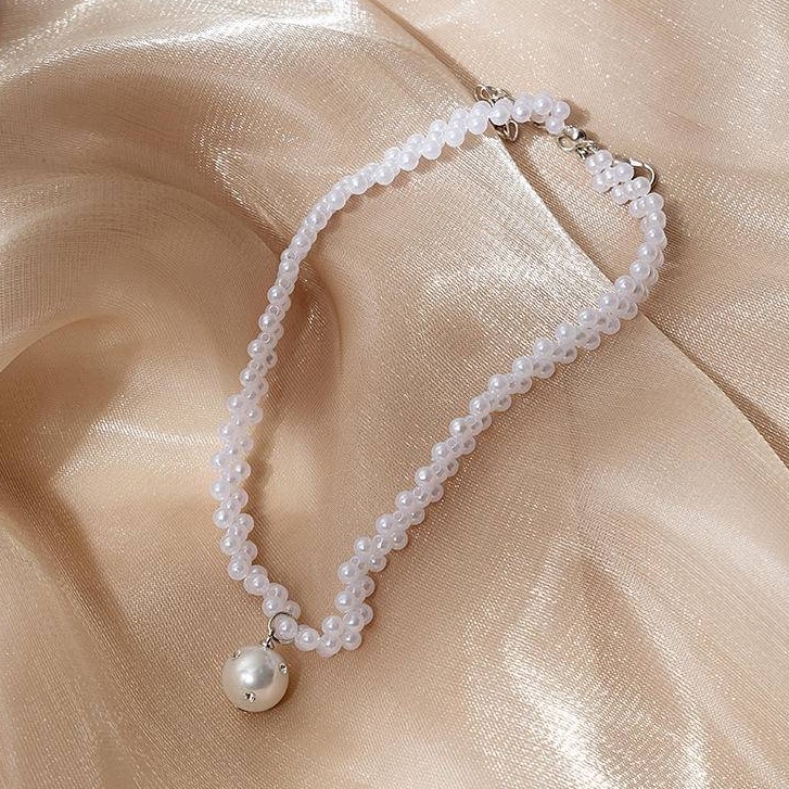 Kalung Choker Dengan Liontin Mutiara Imitasi Untuk Wanita