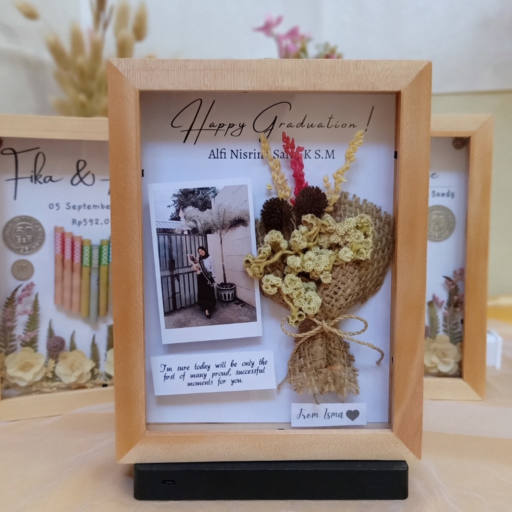 1 Hari Jadi - Kado unik hadiah wisuda ulang tahun pernikahan / kado bingkai dried flower in frame by ferame galeri rustic