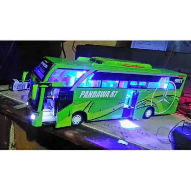 Miniatur Bus RC Pandawa 87 JB2+ Full Spek Skala 1:43 Pakai Remote Control