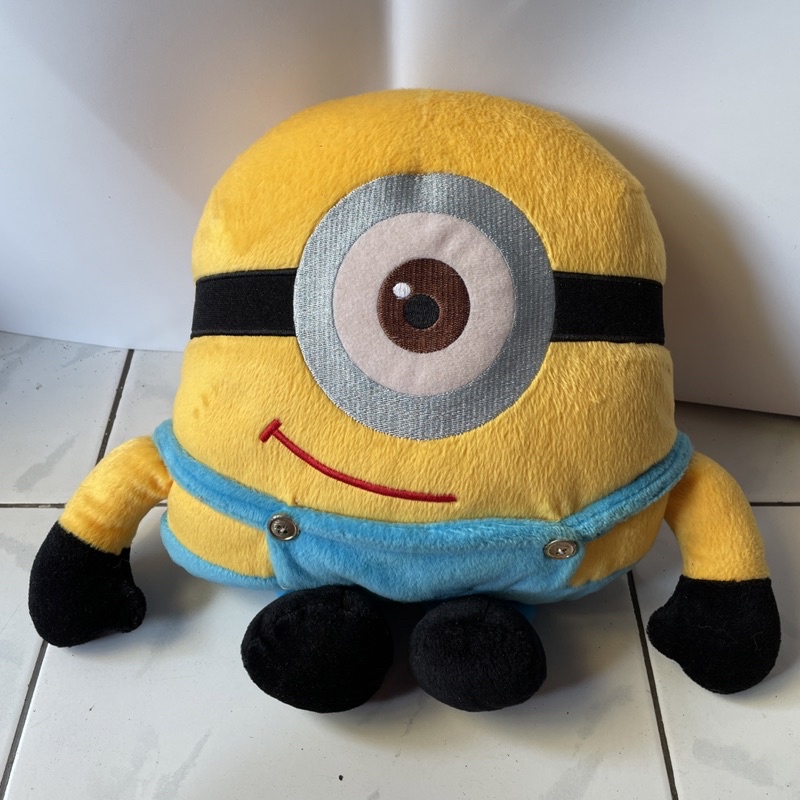 BONEKA MINION BOB
