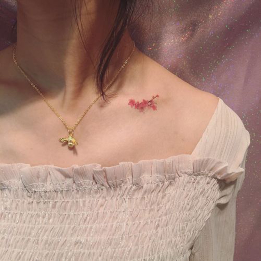 Hu Hu Hu Hu Hu Alat Bantu Pasang Kacamata♡ Kalung Rantai Choker Wanita Dengan Liontin Lebah Untuk Pesta Malam