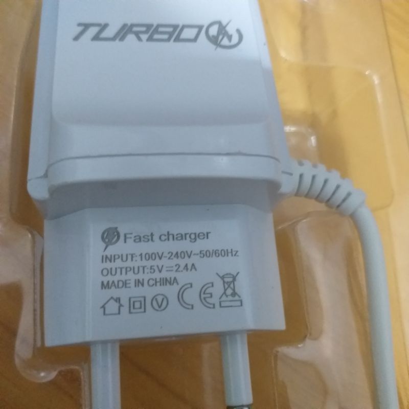 Travel Charger Fast charging 2.4a Turbo smart type micro