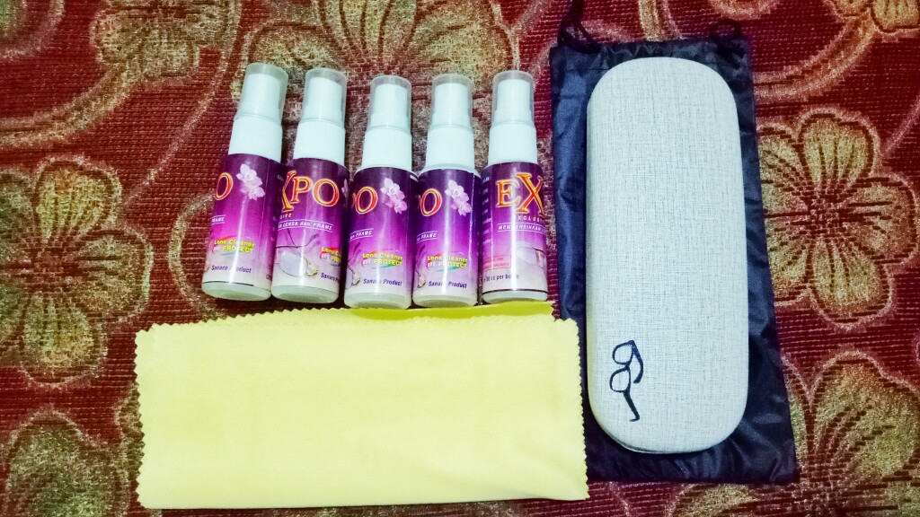 Lap Kacamata Kain 1box Isi 100 Lembar