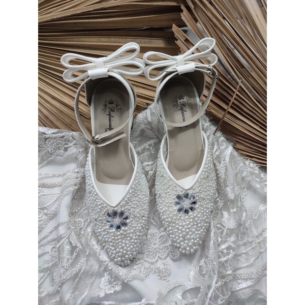 sepatu pengantin wanita pita broken white 5cm tahu