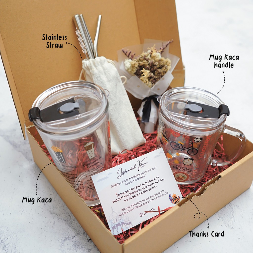 

HAMPERS GIFTBOX KADO WISUDA / BIRTHDAY / ANNIVERSARY / GRADUATION / WISUDA / KADO Paket Glass