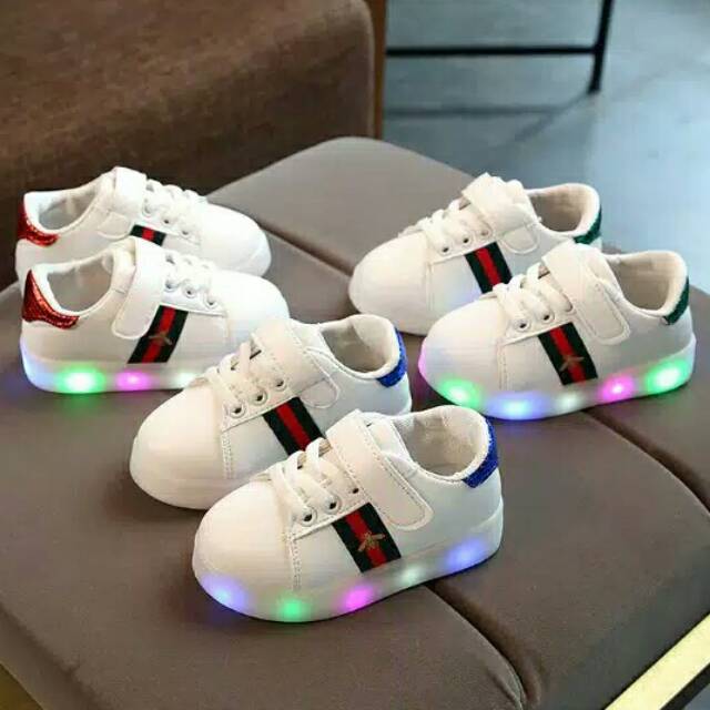 Sepatu Kets Sneaker LED Lampu Gucci Putih Murah Impor 