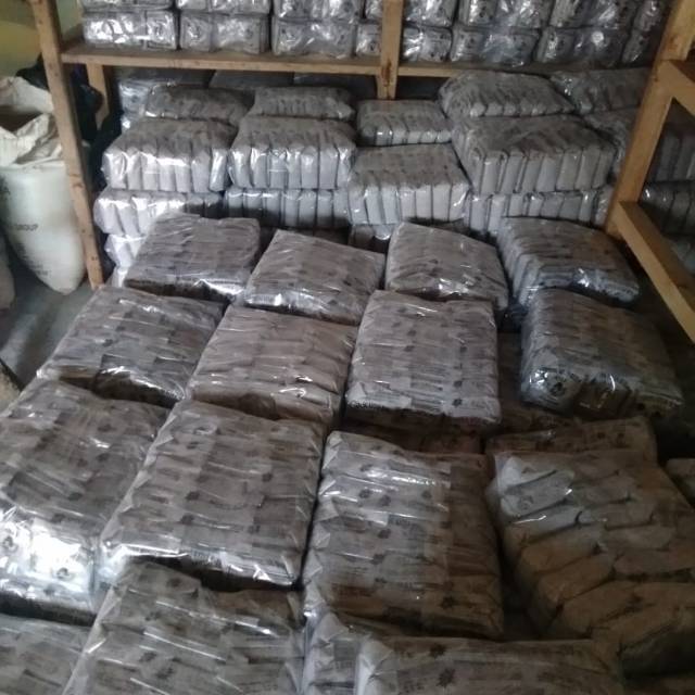 

Tepung beras ketan hitam