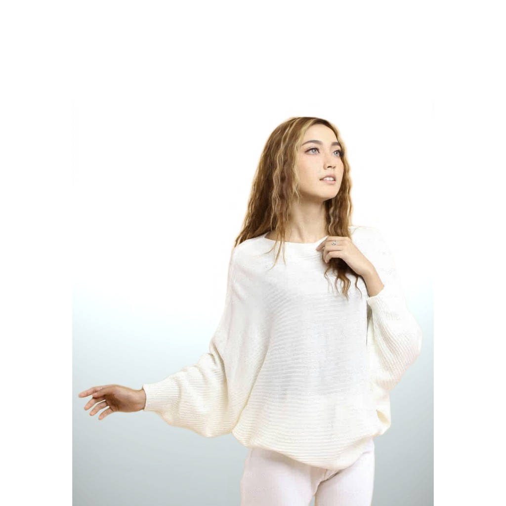 Atasan Rajut Jumbo Wanita Outerwear Blouse Batwing Oversize Lasperal Knit Prily Batwing Kalong Monochrome-White