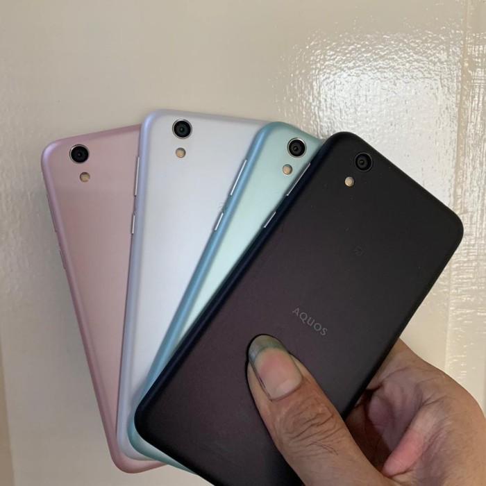 Sharp Aquos Sense SHV40 SHV 40