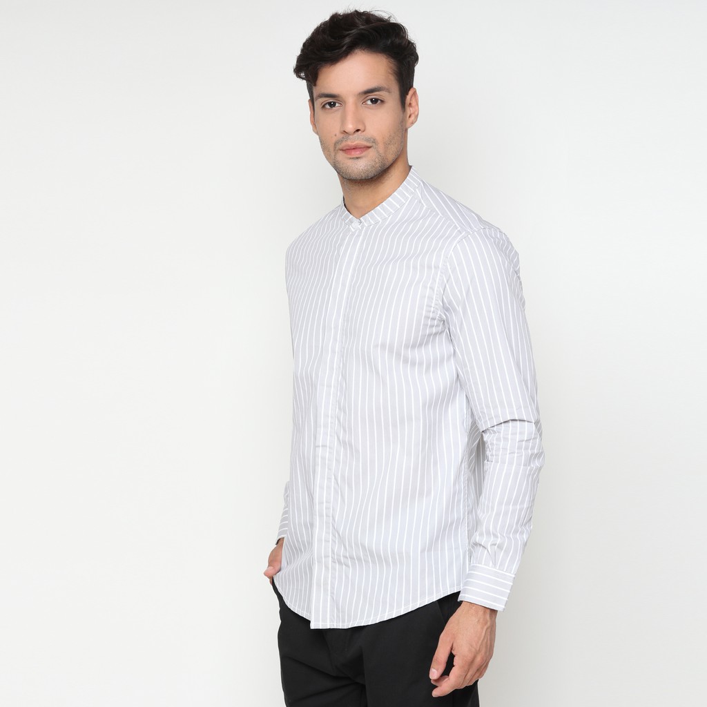 Zaffa Kemeja Polos Pria Lengan Panjang Salur Formal Kerja Hitam Basic Shirt Slimfit