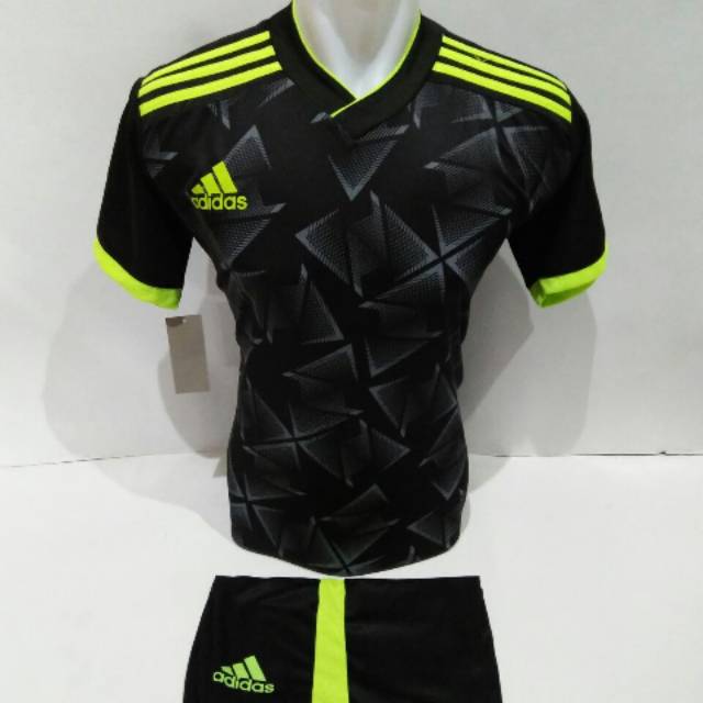 jersey adidas hitam