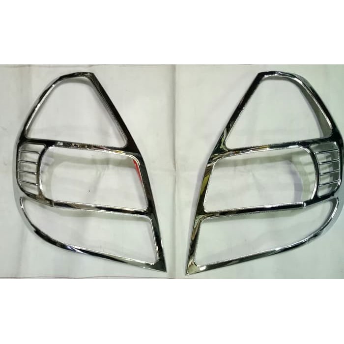 Garnish Belakang Chrome Honda Jazz Lama (First Edition)