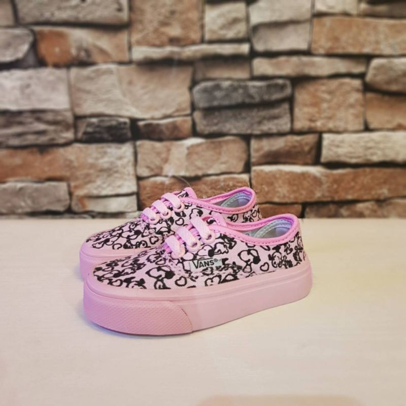 VANSAUTENTIC SNOOPY SEPATU SNEAKERS ANAK PEREMPUAN CEWE UMUR 1 SAMPAI 6 TAHUN TRENDY DAN BERKUALITAS