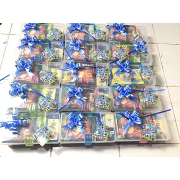 

Get Bonus Snack box Souvenir parcel ulang tahun kotak green live