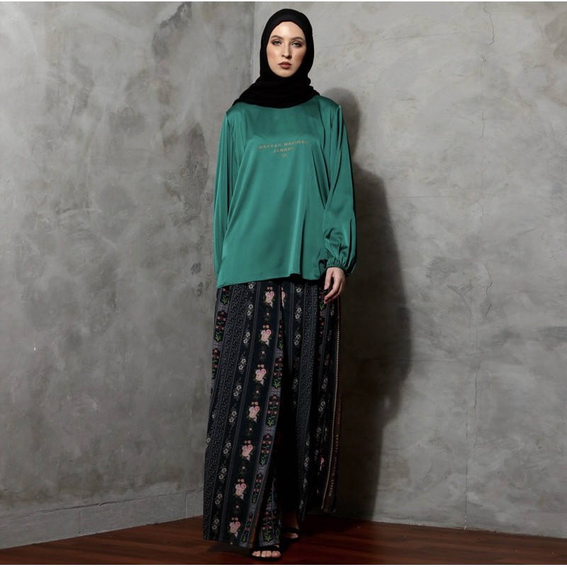 VIVI ZUBEDI MMJ Plain Top Green