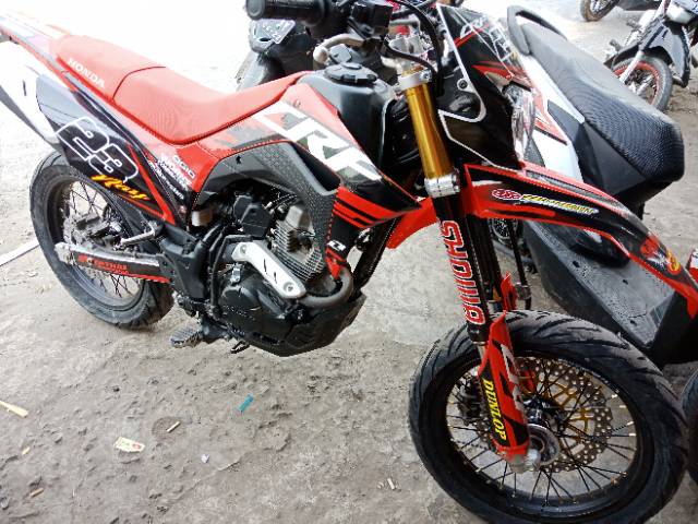 Paketan Velg CRF 150 Supermoto ring 17 Velg lebar Tromol jari jari Ban Tubles  piringan cakram Lebar