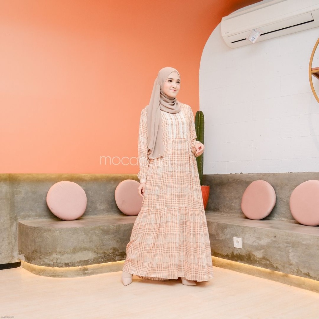 dress ootd hijab rayon motif premium renda dan sleting busui friendly lengan kerut kotak legend