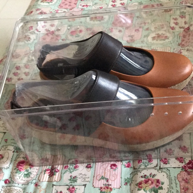 Preloved sepatu camper