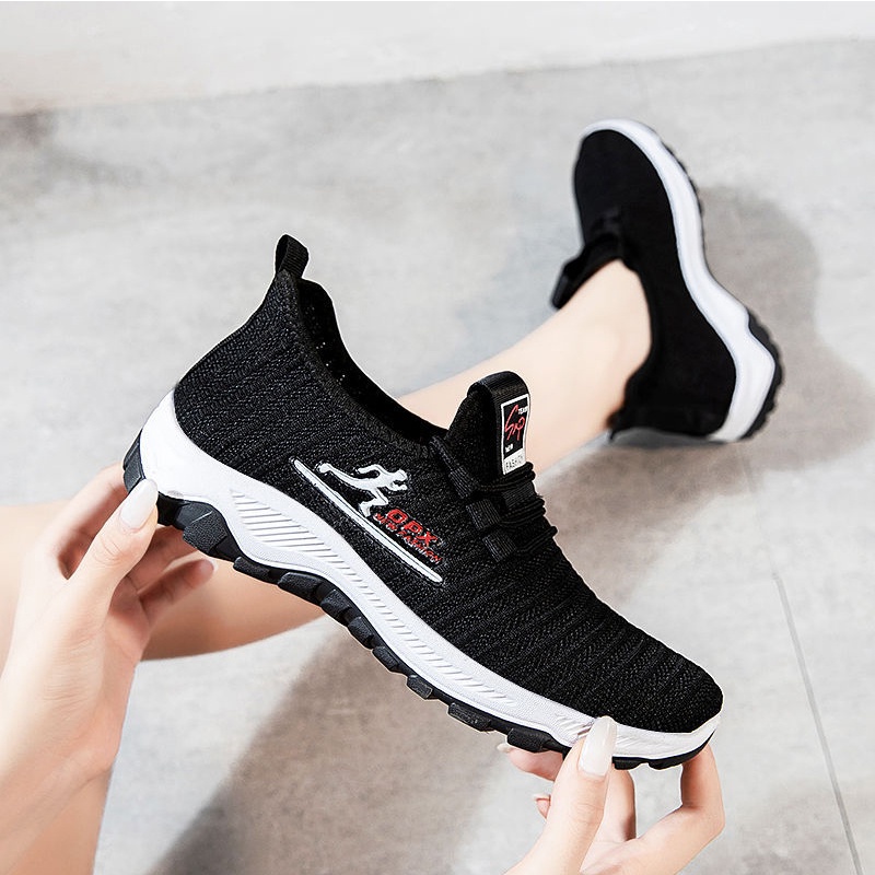 Sepatu Sneakers Wanita Running Kekinian - K36