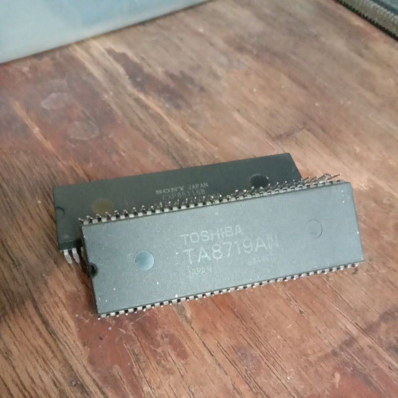 TA8719 ic croma tv crt