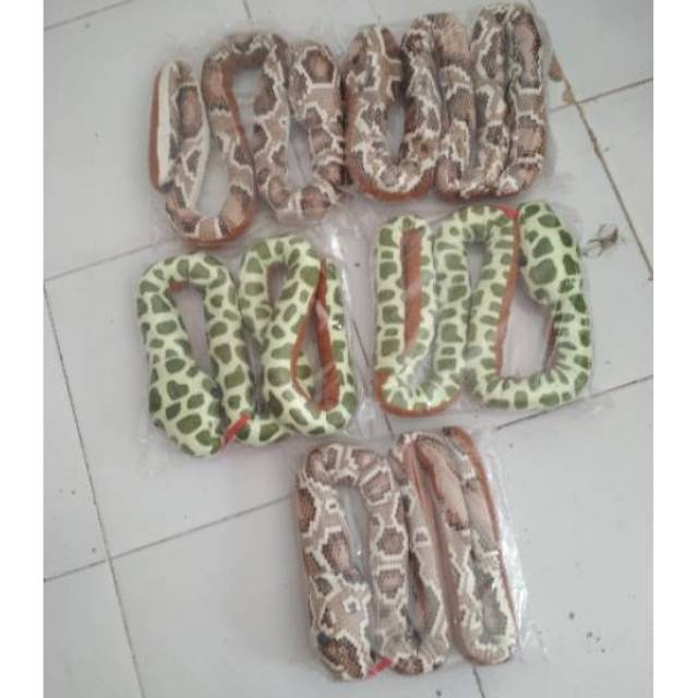 Boneka Ular  kecil Warna kirim random Shopee  Indonesia