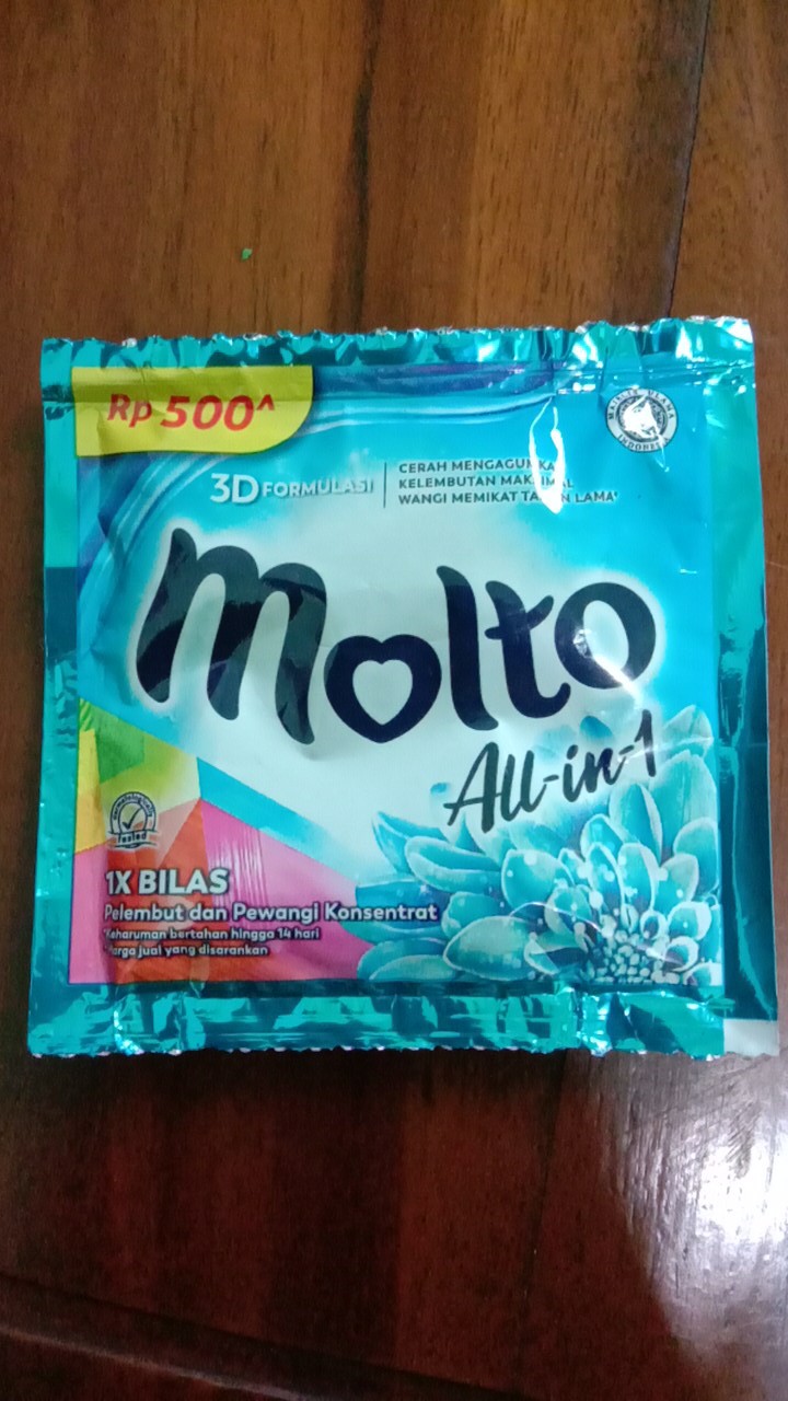 Pewangi Pakaian Molto Renceng 11ml | Molto Sachet 500 Pink Biru