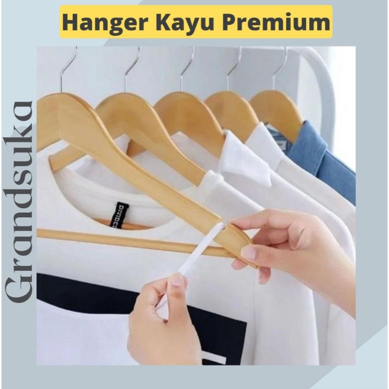 Hanger Kayu Aesthetic / Hanger Kayu Baju Dewasa Tahan Rayap
