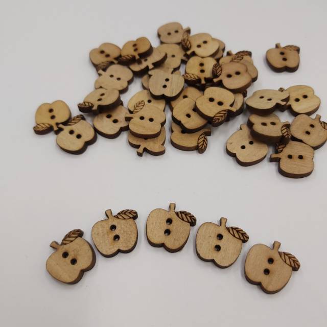 PERLUSIN | Kancing Kayu Apel Besar
| diameter 1,5cm