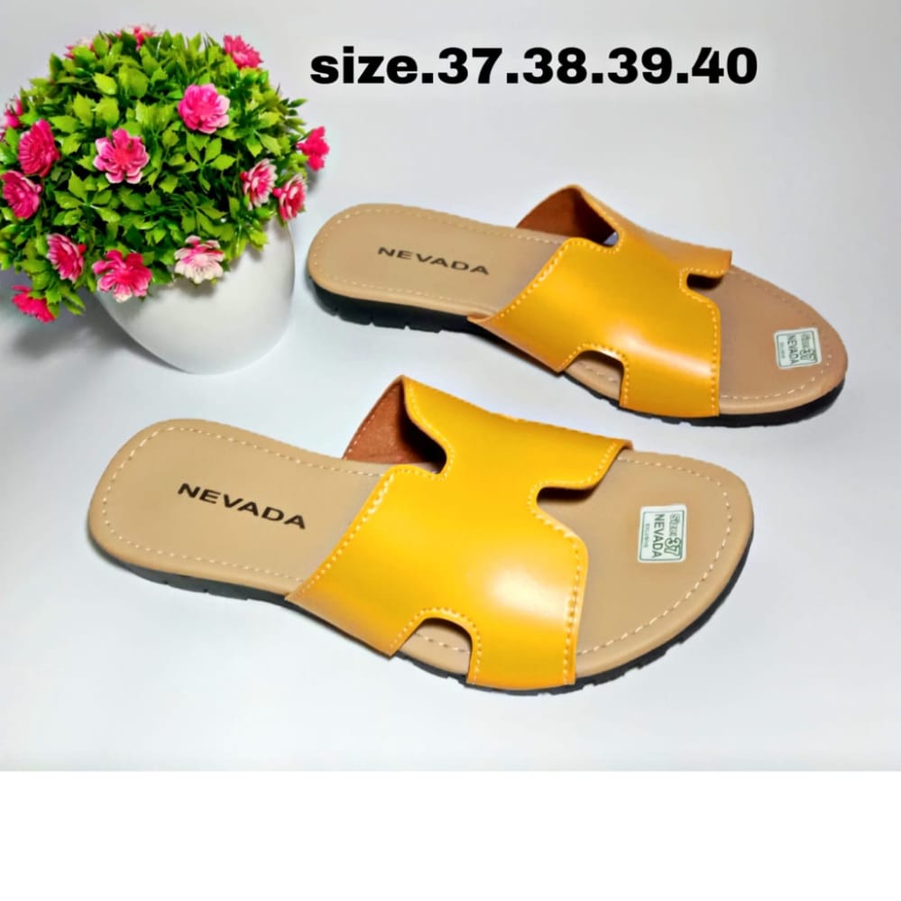 Sandal Wanita/Sandal Flat slop/ Sandal Wanita Terbaru