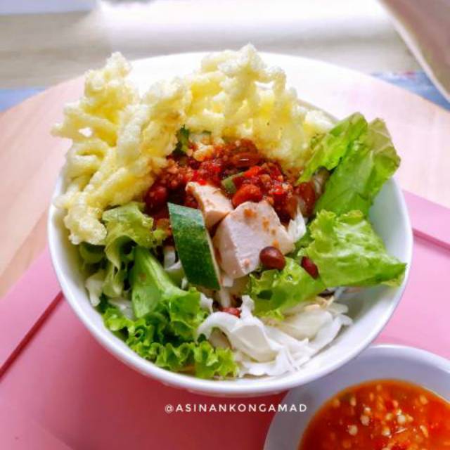 

Asinan Sayur Betawi Ala Kong Amad