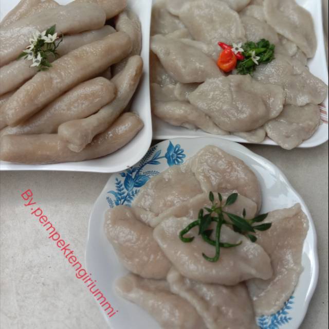 

pempek ikan dan trkwan