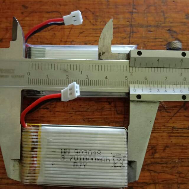 Baterai drone 1800Mah KY101S KY601S S28 HJ28 S191 S109