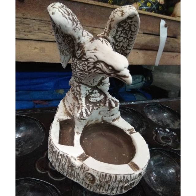 (BISA COD) ASBAK ROKOK BURUNG ELANG FIBERGLASS - SOUVENIR KERAJINAN DEKORASI RUMAH CANTIK